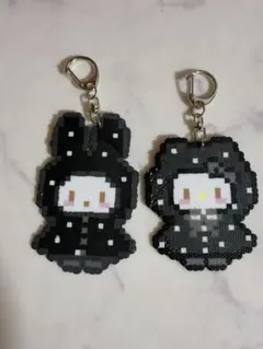 大人かわいいモノトーンペアキーホルダー＊ブラックベース2個セット