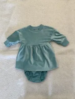 Carter’s 青いベビーワンピース