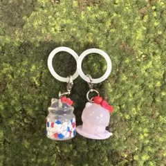 ハローキティ ミニチュアチャーム 2種セット