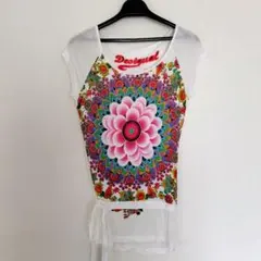 Desigual レディース 半袖カットソー 花柄のサムネイル