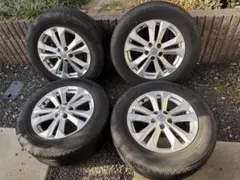 Nissan 225/65R17 タイヤ・ホイールセットのサムネイル