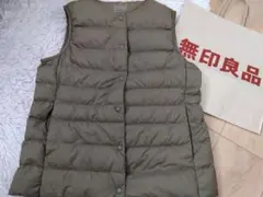 未使用☆無印良品　軽量ダウンポケッタブル ノーカラーベスト