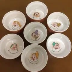 【美品】ディズニー　白雪姫 7人の小人 ココット 7個セット　サーモンピンクのサムネイル