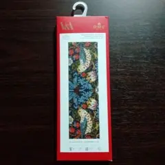 ウィリアム・モリス　いちご泥棒　クロスステッチ キット　DMC ブックマーク