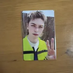 SEVENTEEN V8 weverse ラキドロ トレカ バーノン - メルカリ