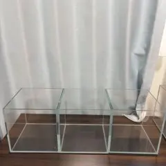 中古品 450×110×150㎜ 4室水槽 パンチング仕切り板+ガラス蓋付 - メルカリ