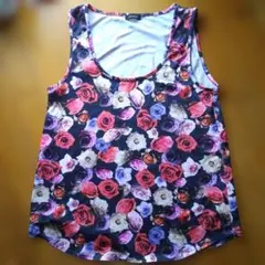 EMODA 薔薇柄 タンクトップ ノースリーブのサムネイル