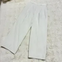 極美品✨25年モデル ユニクロ タックワイドパンツ ホワイト S