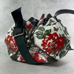 Item thumbnail for item 11286f86-18de-45cd-8bd4-9a623f9db2b2