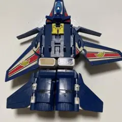 スカイマックス3体の内の一体戦隊ヒーロー 変形ロボット 戦闘機モデル