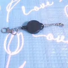 カラビナ　リールキーホルダー　ブラック　シルバー