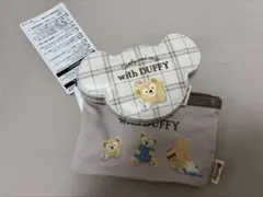 新品タグ付きDuffy クマ型ポーチ2種セット　　ダッフィー