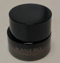 KANEBO カネボウライブリースキンウェアⅡ 325 ivory 30gのサムネイル