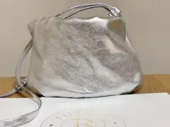 【3月中お値下げ】 russet シルバー 巾着型ショルダーバッグ