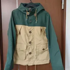 ☆マウンテンパーカー　　Мサイズ☆