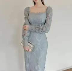 ライトブルーレースパーティードレス