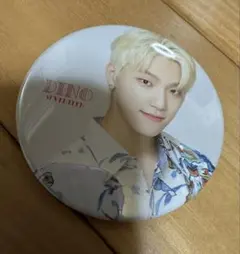 SEVENTEEN CAFE 2023 ランダム 缶バッジ ディノ - メルカリ