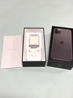 新品未使用品 Apple純正ライトニングイヤホン、充電ケーブル、充電器、箱付