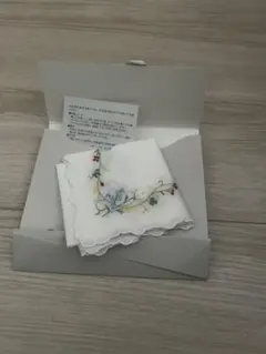 WAKO 銀座和光 ハンカチ 花柄 刺繍のサムネイル
