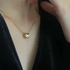 【ゴールドネックレス】ペンダント/ワンポイント/ストーン/キラキラ