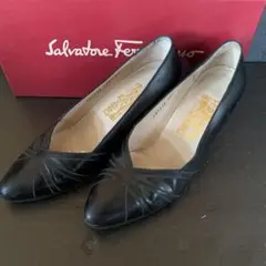 ⭐︎⑤Salvatore Ferragamo ブラック パンプス