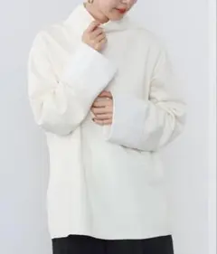 な*し様 【新古品】BEAMS モックネック ワイドスリーブプルオーバー