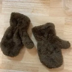 キッズ　手袋　ふわふわ　ブラウン