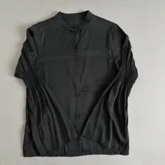 Adoon plain トライアングルネックブラウス ブラック