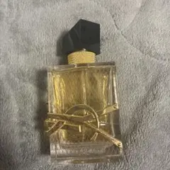 YSL リブレ オーデパルファム 香水 クリスマス限定デザイン 値下げ交渉