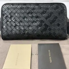 新品同様‼️ 希少　ボッテガヴェネタ　財布　長財布　パイソン　ラウンドファスナーのサムネイル