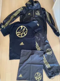 Item thumbnail for item 43562014-7277-400f-bcbf-d60129f2f7af