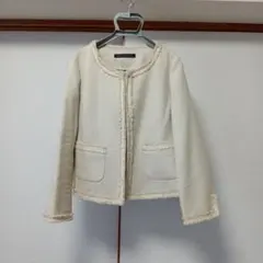 アイボリー ノーカラーツイードジャケット