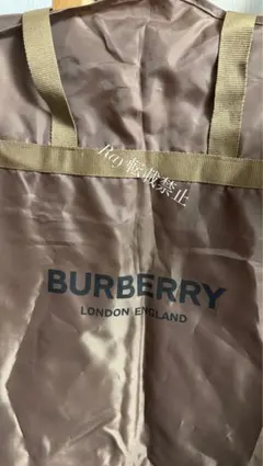 Burberry ガーバメントケース