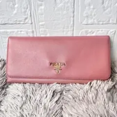 良品 PRADA サフィアーノ メタルバー ピンク 長財布 メタルロゴ - メルカリ