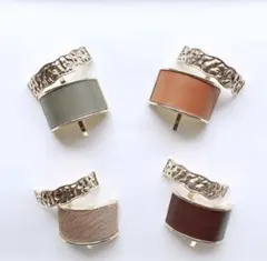 2点セット 革とゴールド ポニーフック