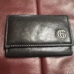 GUCCI キーケース ブラック レザー GGロゴのサムネイル