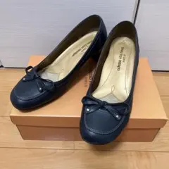 adesso vita nova アデッソ ヴィタノーヴァ パンプスのサムネイル
