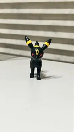 ポケモン ブラッキー ミニフィギュア - メルカリ