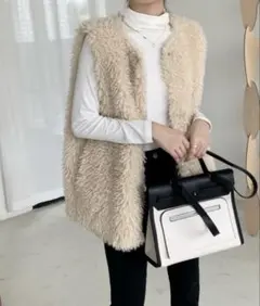 emi+ ボリュームファーベスト ファーコート アウター