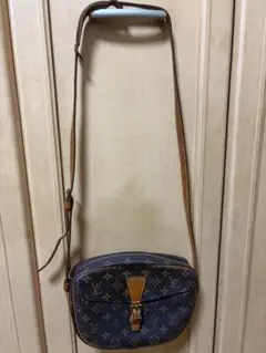 ルイヴィトン(Louis Vuitton ) モノグラム ジョヌフィーユ