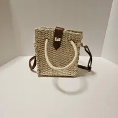 Item thumbnail for item 4716bdd9-5ba5-4276-a59d-19b3c44bbee1