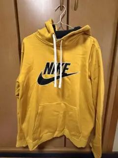 【未使用】Nike イエロー フード付きパーカー