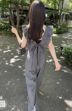 【新品未使用】バックリボンショルダーフリルオールインワン[dk1188]