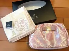 新品未使用☆LANVIN☆花柄ポーチ☆ふわふわハンカチ☆ランバン　ピンク