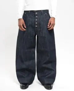 完売品　MENES Raw Selvedge Loose Fit Jeansのサムネイル