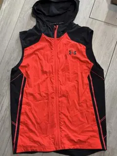 Under Armour フード付きタンクトップのサムネイル