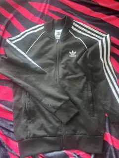 adidasジャージ上のサムネイル
