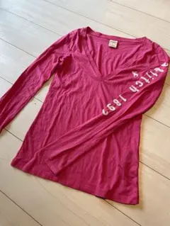 (Emi様)Abercrombie & Fitch ピンク 長袖Tシャツ