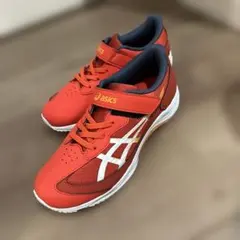 アシックス　レーザービーム　スニーカー　運動靴　子供　キッズ　22.5センチ新品