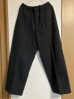 美品　黒 ジョガーパンツ ゴム入りウエスト GU. サイズXL